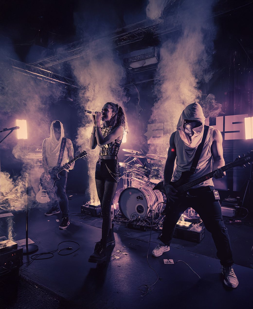 ENFYS live auf der Bühne